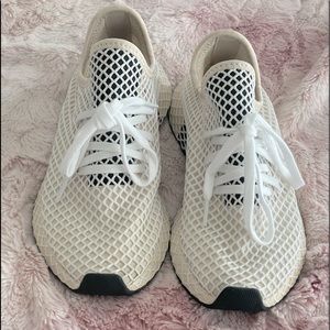Adidas deerupt runner